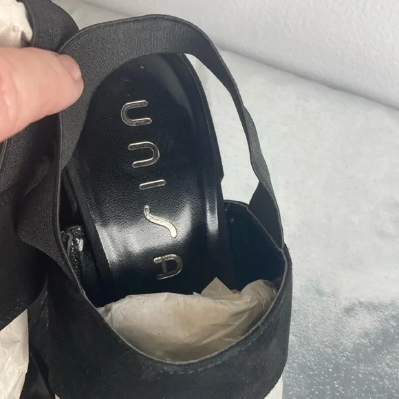 Unisa Black Heeled Sandals Sz 8.5M - Picture 3 of 15